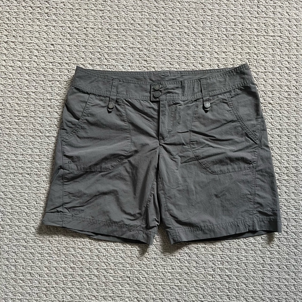 Columbia Women's Charcoal Shorts